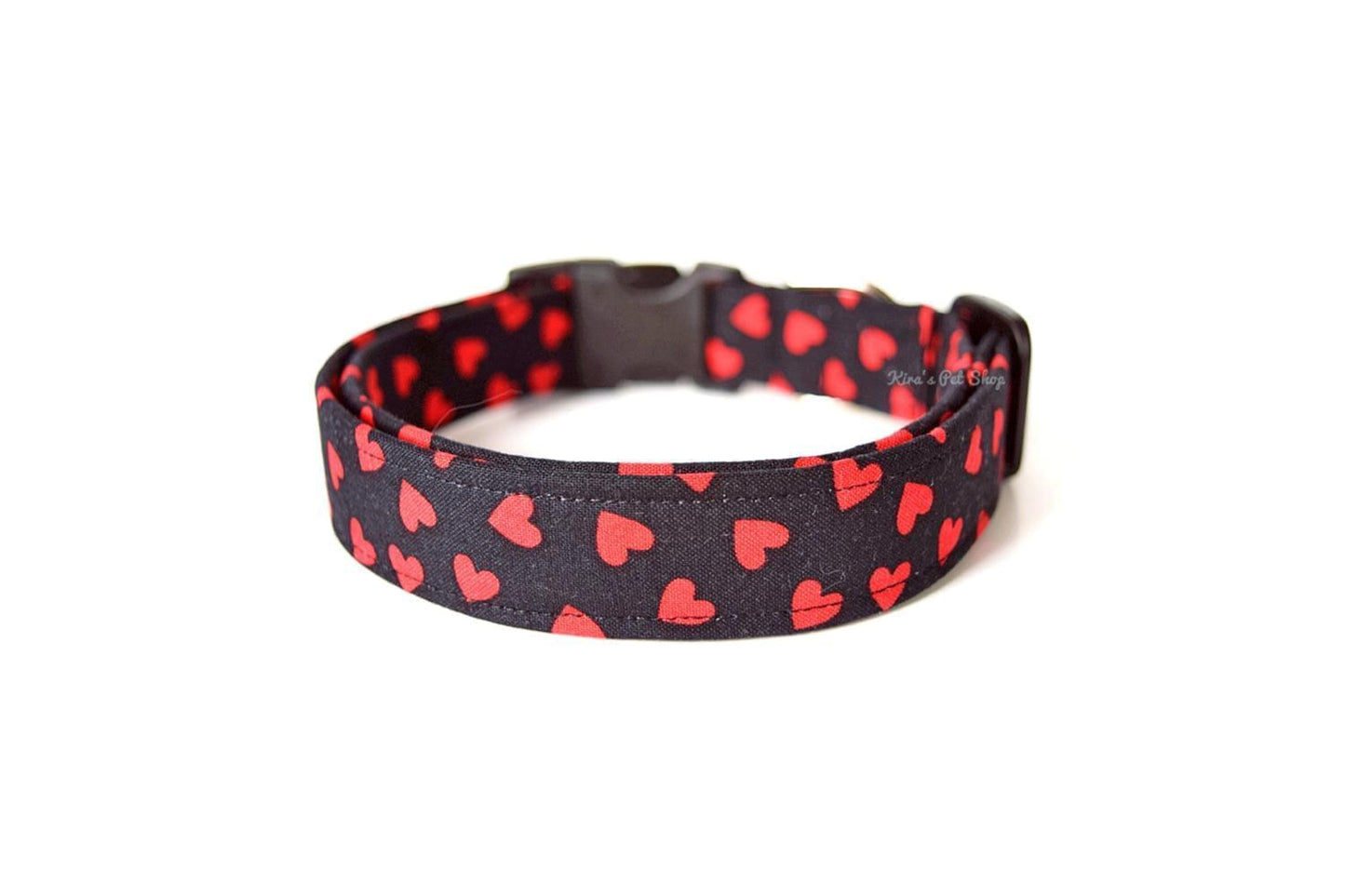 Black & Red Valentine's Day Hearts Dog Collar