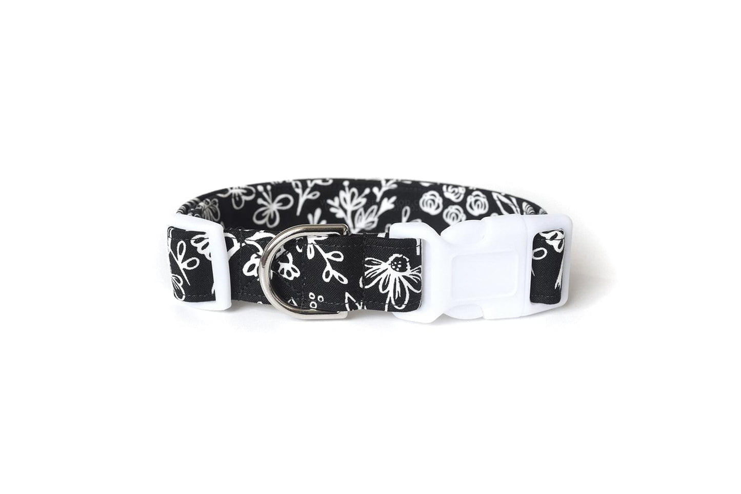Black & White Floral Outlines Dog Collar
