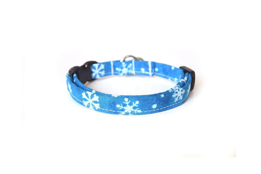 Blue & White Snowflakes Winter Cat Collar