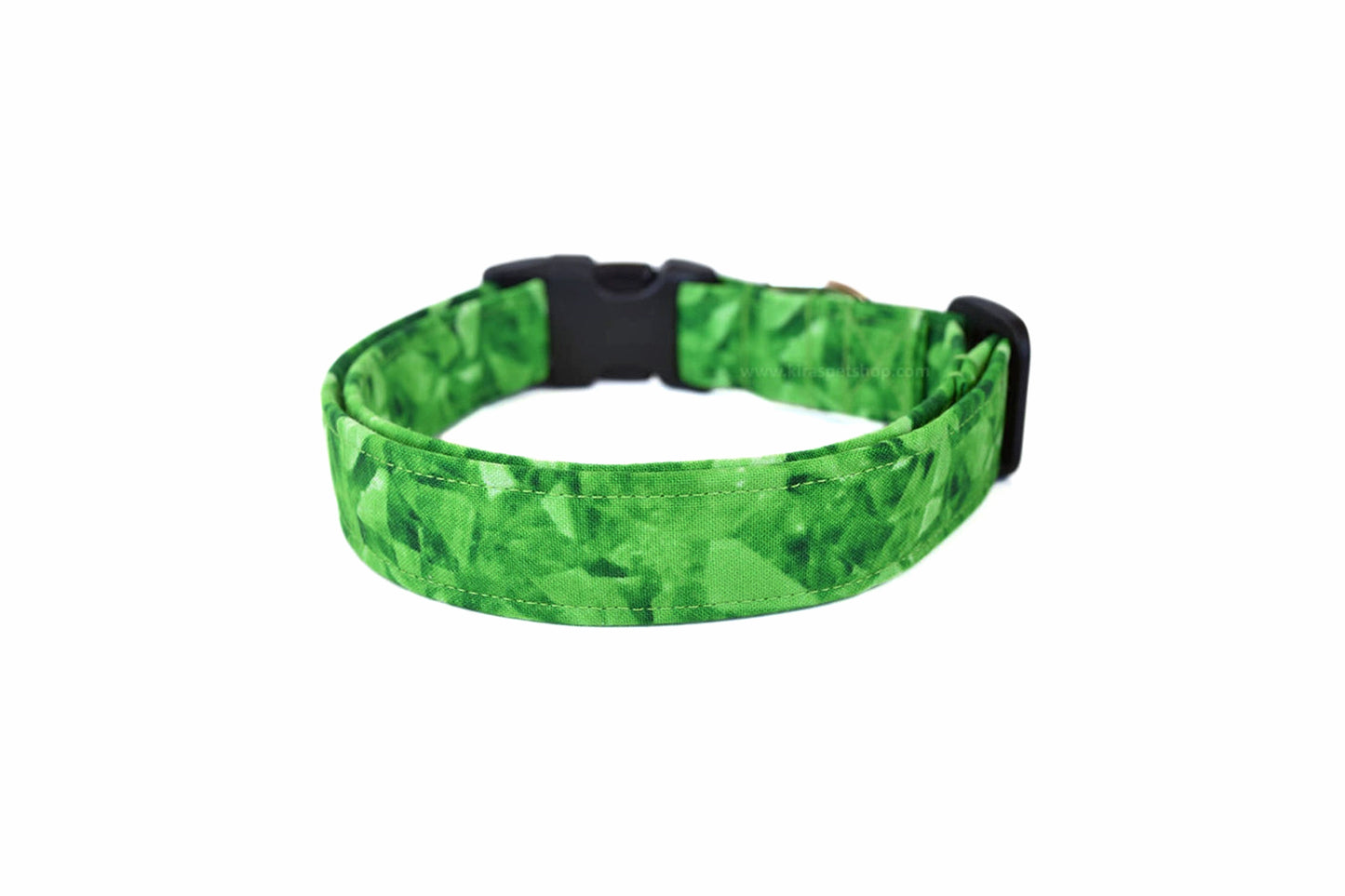 Green Crystal Dog Collar - Green Quartz Pattern - Handmade by Kira's Pet Shop