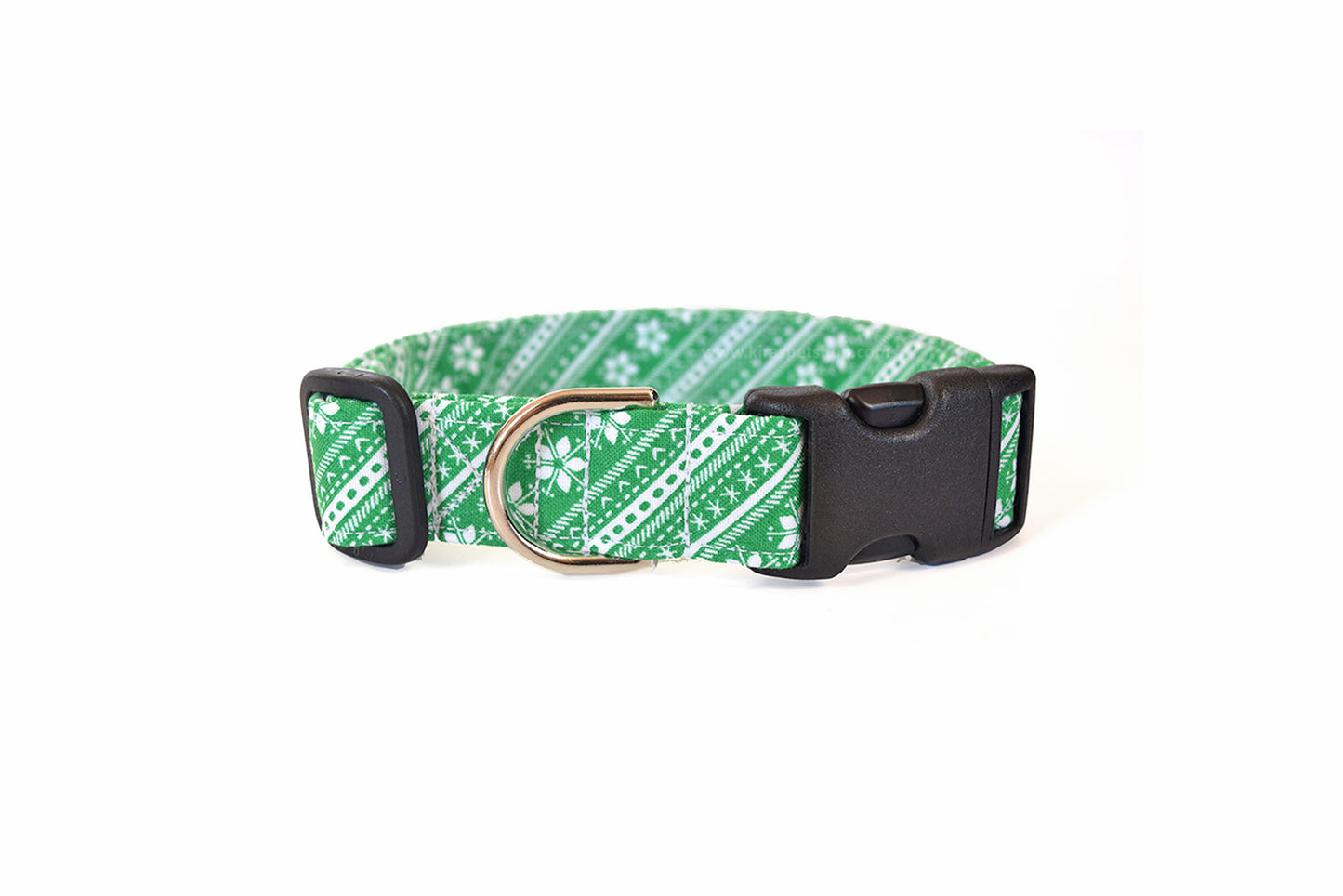 Green Nordic Stripe Winter Christmas Dog Collar - Handmade by Kira's Pet Shop