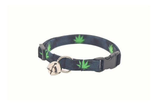 Black & Green Cannabis Cat Collar