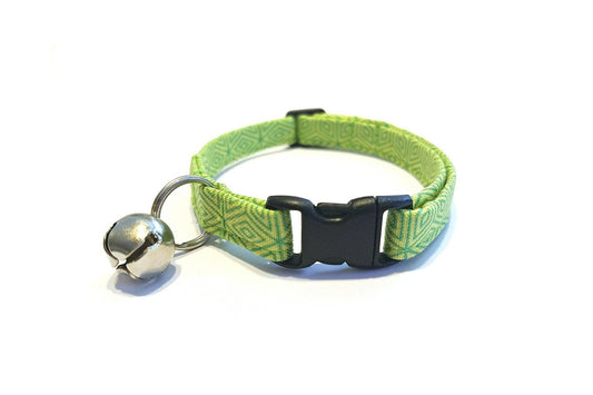 Green Cat Collar - Modern Green Geometric Lines - Breakaway Cat Collar - Handmade by Kira's Pet Shop