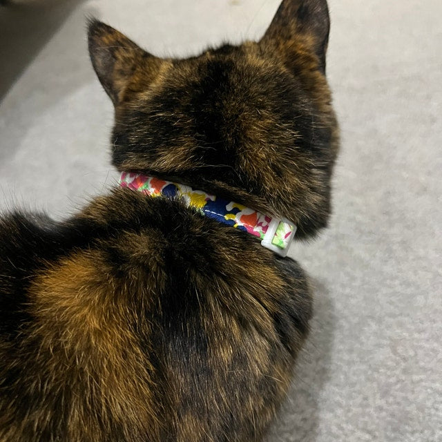 Mottled Green, Blue, Pink & Yellow Floral Cat Collar - Breakaway Cat Collar - Handmade by Kira's Pet Shop